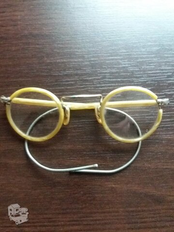 Senoviniai vaikiški akiniai