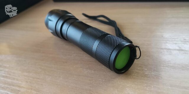 5000Lm Lumens LED Flashlight Hand Tourch Zoomable XM-L T6 11