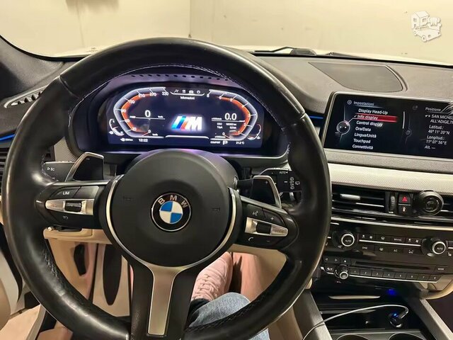 Bmw F30 LED skydelis