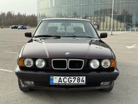 BMW 518, 1.8 l., sedanas
