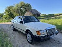 Mercedes-Benz -kita-, 2.0 l., sedanas