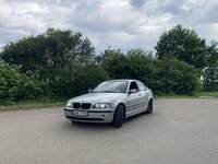 BMW 330, 3.0 l., sedanas