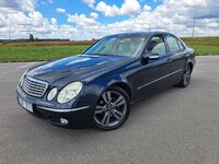 Mercedes-Benz E320, 3.2 l., sedanas