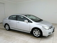 Honda Civic, 1.8 l., sedanas