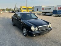 Mercedes-Benz E200, 2.0 l., sedanas