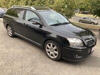 Toyota Avensis, 2.0 l., universalas