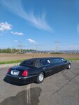 Lincoln Town Car, 4.6 l., kita