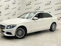 Mercedes-Benz C300, 2.0 l., sedanas