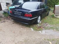 BMW 725, 2.5 l., sedanas