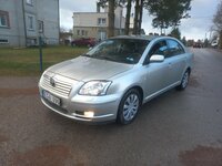 Toyota Avensis, 1.8 l., hečbekas