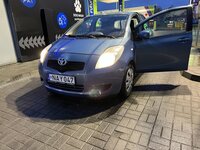 Toyota Yaris, 1.3 l., sedanas