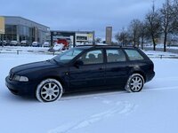 Audi A4, 1.8 l., universalas