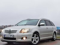 Toyota Avensis, 2.0 l., universalas