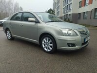 Toyota Avensis, 2.0 l., sedanas