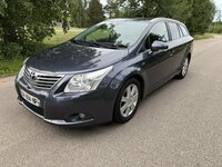 Toyota Avensis, 2.2 l., universalas
