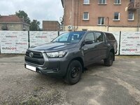 Toyota Hilux, 2.4 l., kita