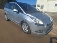 Peugeot 5008, 2.0 l., universalas
