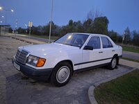 Mercedes-Benz -kita-, 2.0 l., sedanas