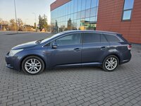 Toyota Avensis, 2.2 l., sedanas
