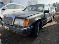 Mercedes-Benz E230, 2.3 l., sedanas