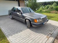 Mercedes-Benz E200, 2.0 l., sedanas