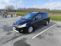 Mitsubishi Grandis, 2.0 l., vienatūris