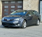 Toyota Avensis, 2.0 l., universalas