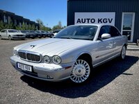 Jaguar XJ, 4.2 l., sedanas