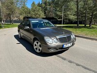 Mercedes-Benz E200, 2.1 l., sedanas