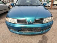 Mitsubishi Carisma 2002 m dalys