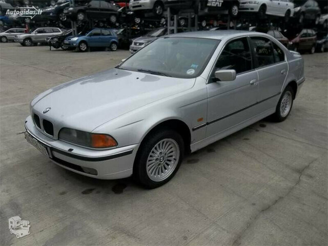 BMW 528 E39 1998 m dalys