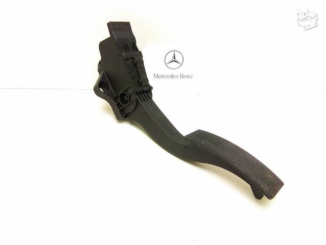 Mercedes Benz W-176 Akceleratoriaus pedalas A2463001404