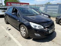 Opel Astra 2011 m dalys