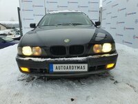 BMW 528 2000 m dalys
