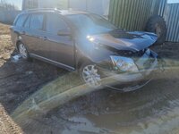 Toyota Avensis 2006 m dalys