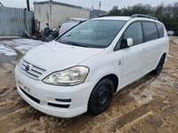 Toyota Avensis Verso 2005 m dalys