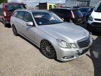 Mercedes-Benz E Klasė 2012 m dalys