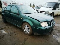 Volkswagen Bora 1998 m dalys