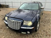 Chrysler 300C 2006 m dalys