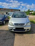 Opel Zafira A 2002 m dalys