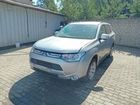 Mitsubishi Outlander 2013 m dalys