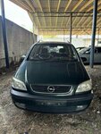 Opel Zafira 2001 m dalys