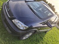 Opel Zafira 2002 m dalys