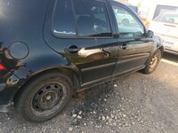 Volkswagen Golf 2001 m dalys