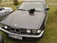 BMW 730 E32 1989 m dalys