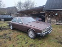 Jaguar XJ 1989 m dalys