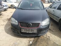 Volkswagen Golf 2005 m dalys
