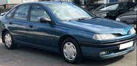 Renault Laguna 2000 m dalys