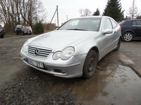 Mercedes-Benz C 220 2003 m dalys