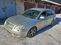 Toyota Avensis II 2004 m dalys